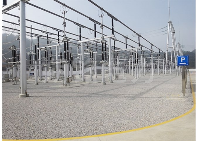 输变电工程中，如何保障电力系统的可靠性和稳定性？